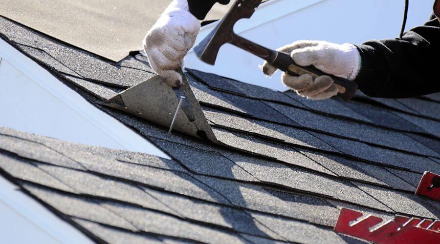Professional gutter cleaning in Gypsy, WV